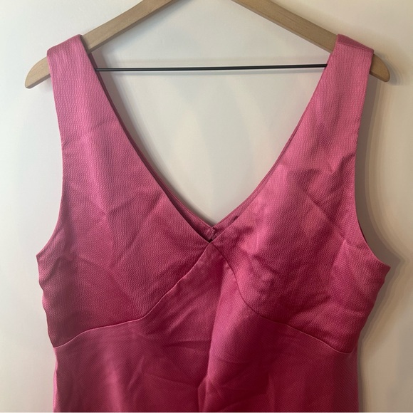 *NWT* Nasty Gal Women’s Pink Satin V Neck Ruched Bust Mini Dress, Size 18 - Picture 10 of 13